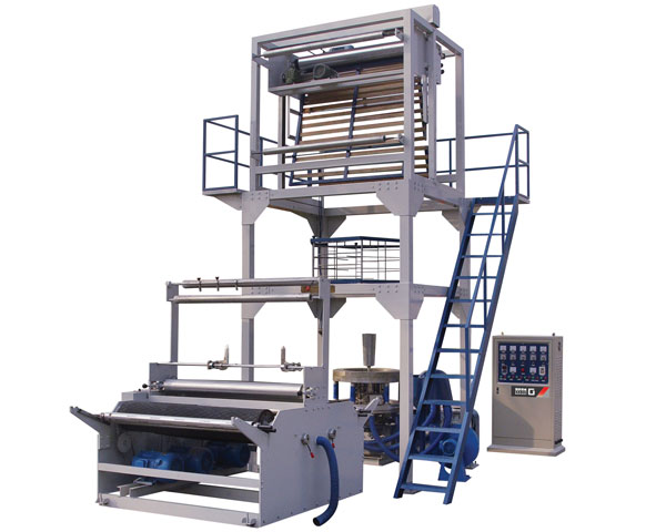 牛奶紙袋機制造了新的發展道路